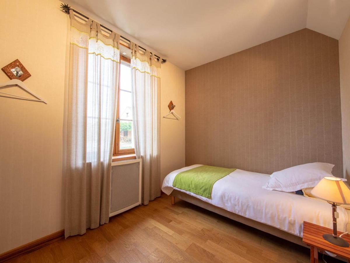 Chambre Familiale Au Coeur De La Nature Avec Jardin Et Piscine Privee, Ideale Pour Explorer Le Loiret - Fr-1-590-265 Bed & Breakfast Vitry-aux-Loges Exterior photo